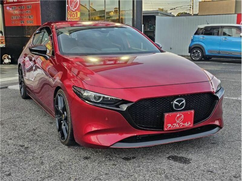 MAZDA3