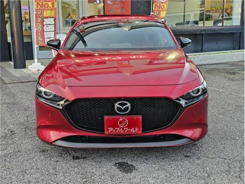 MAZDA3