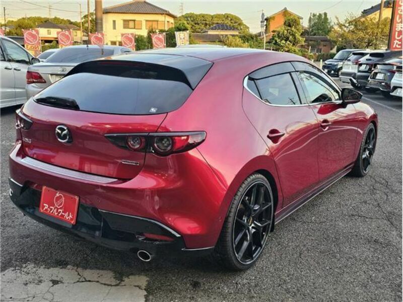 MAZDA3