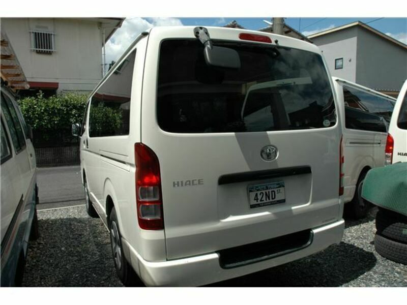 HIACE VAN