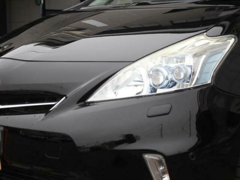 PRIUS ALPHA
