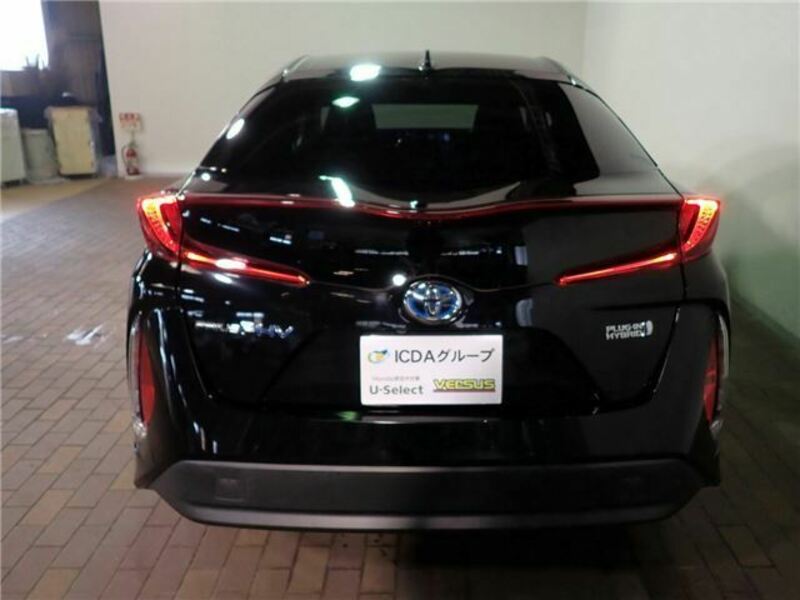 PRIUS PHV