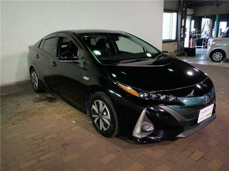 PRIUS PHV