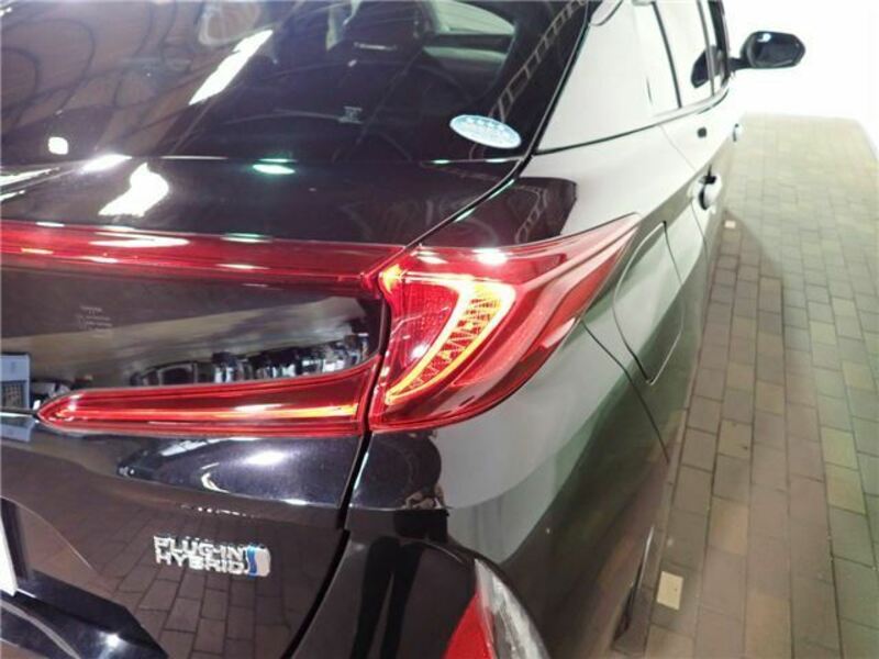 PRIUS PHV
