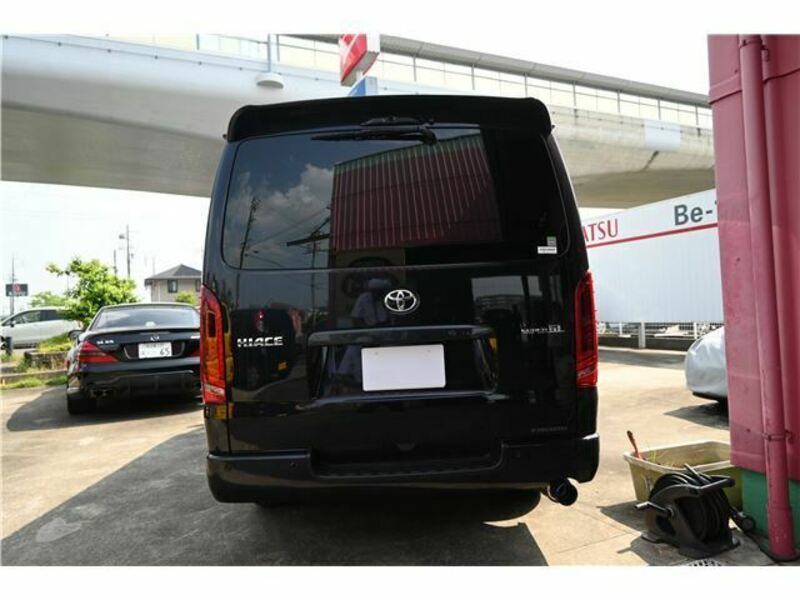 HIACE