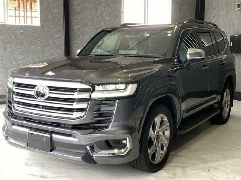 LAND CRUISER