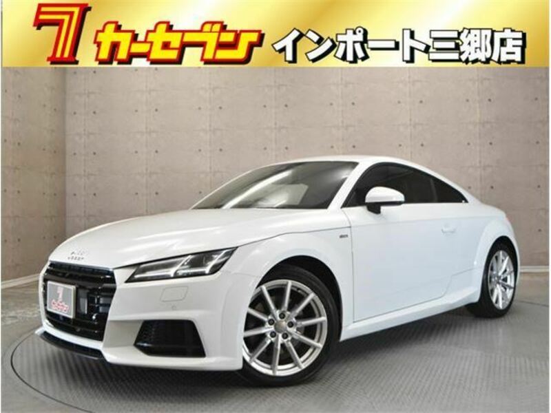 AUDI TT