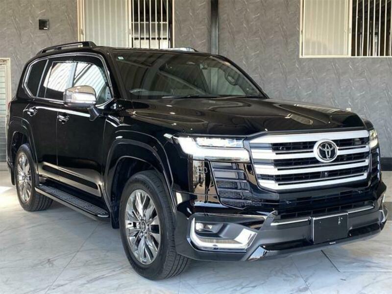 LAND CRUISER