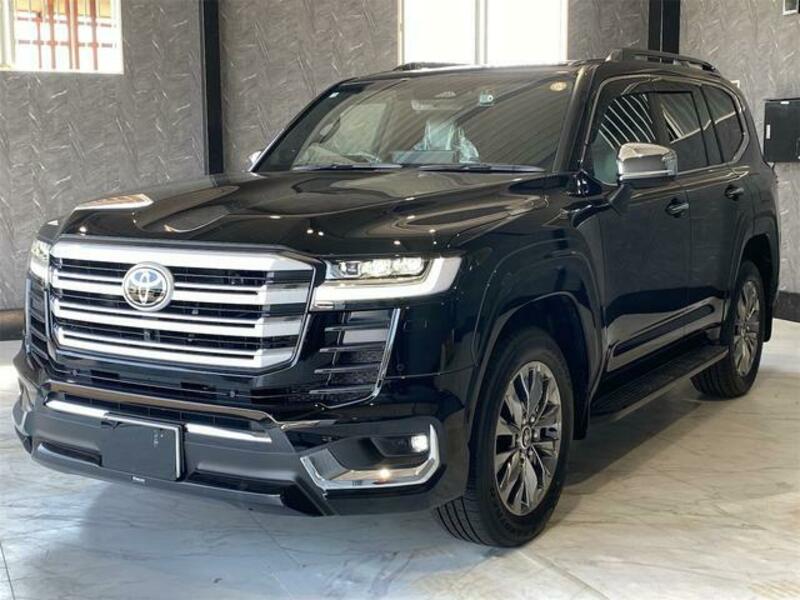 LAND CRUISER