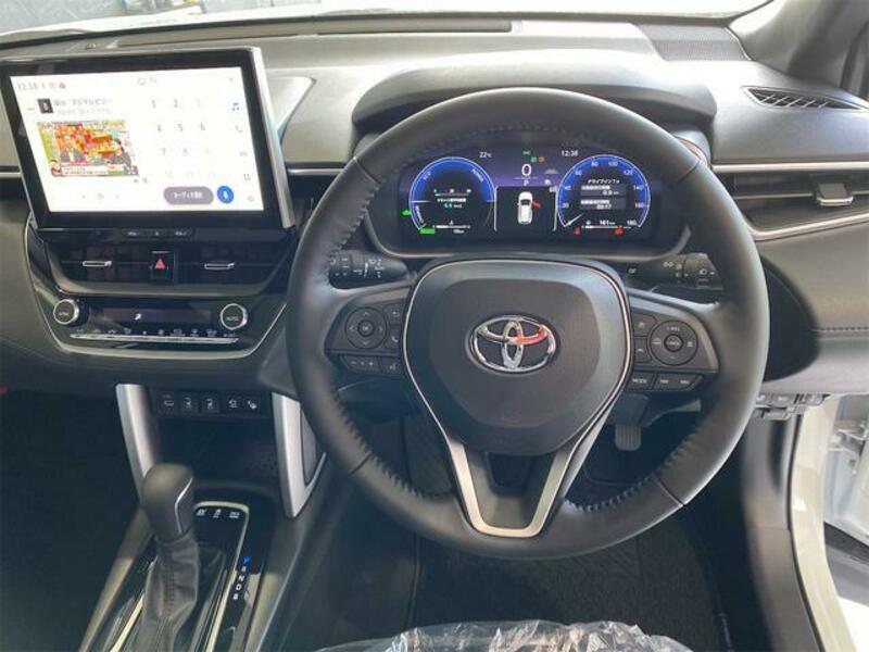 COROLLA CROSS