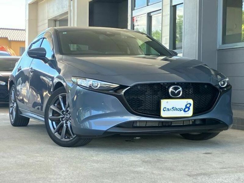 MAZDA3-0