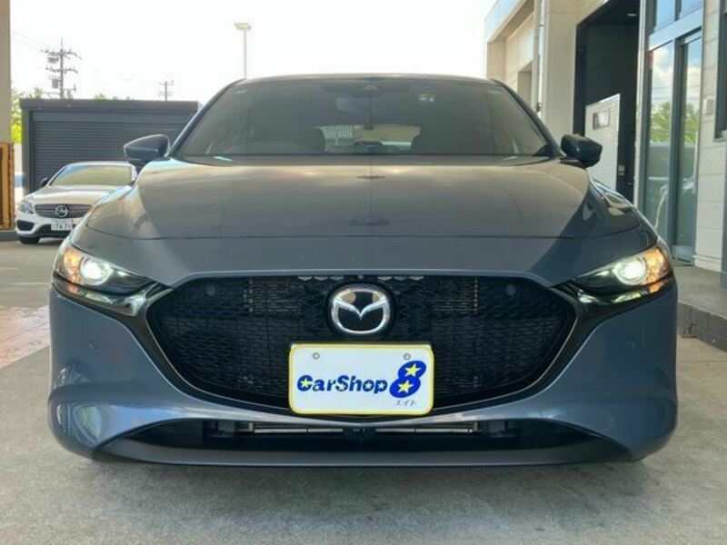 MAZDA3