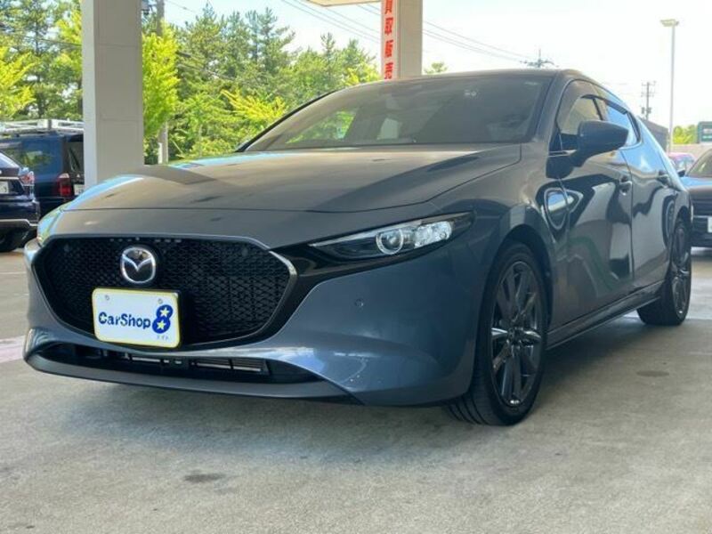 MAZDA3