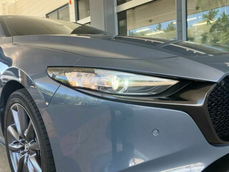 MAZDA3