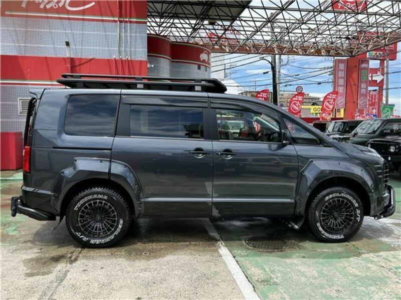DELICA D5