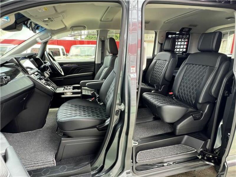 DELICA D5