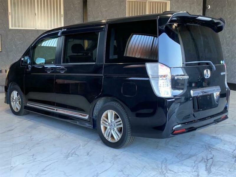 STEPWAGON SPADA