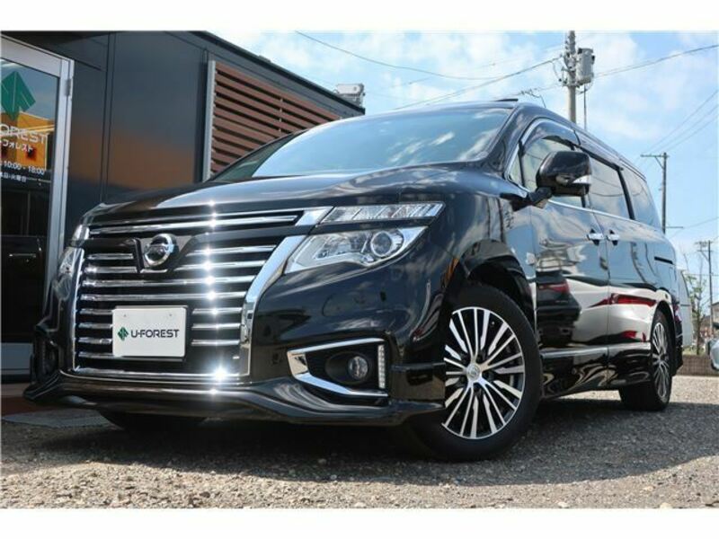 NISSAN ELGRAND