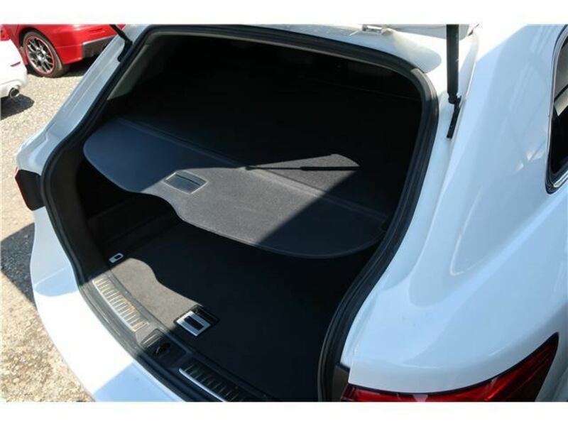 AVENSIS WAGON