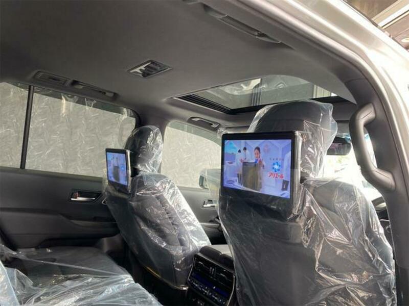 LAND CRUISER