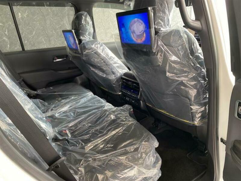 LAND CRUISER