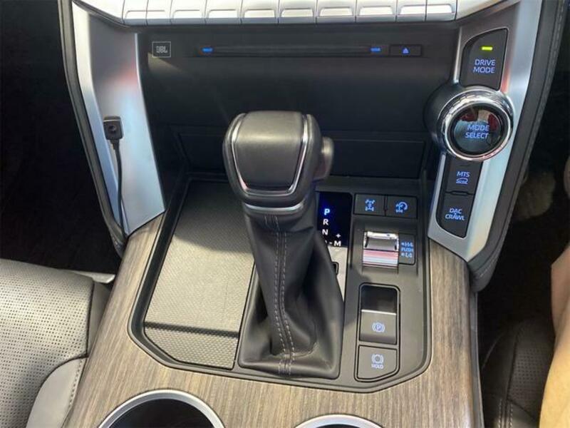 LAND CRUISER