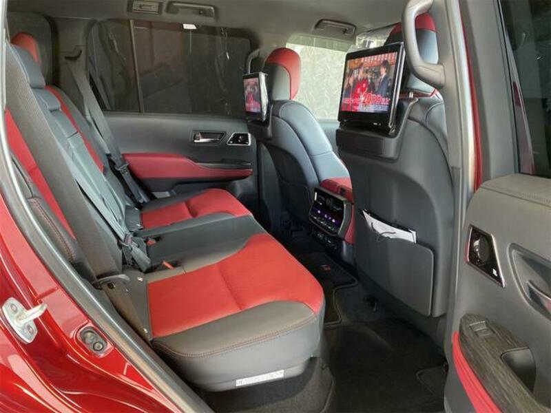 LAND CRUISER