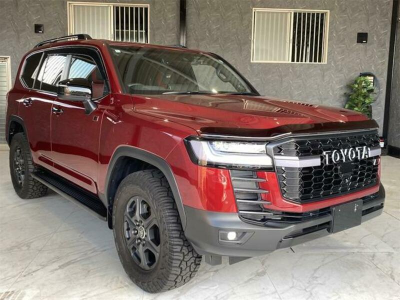 TOYOTA LAND CRUISER