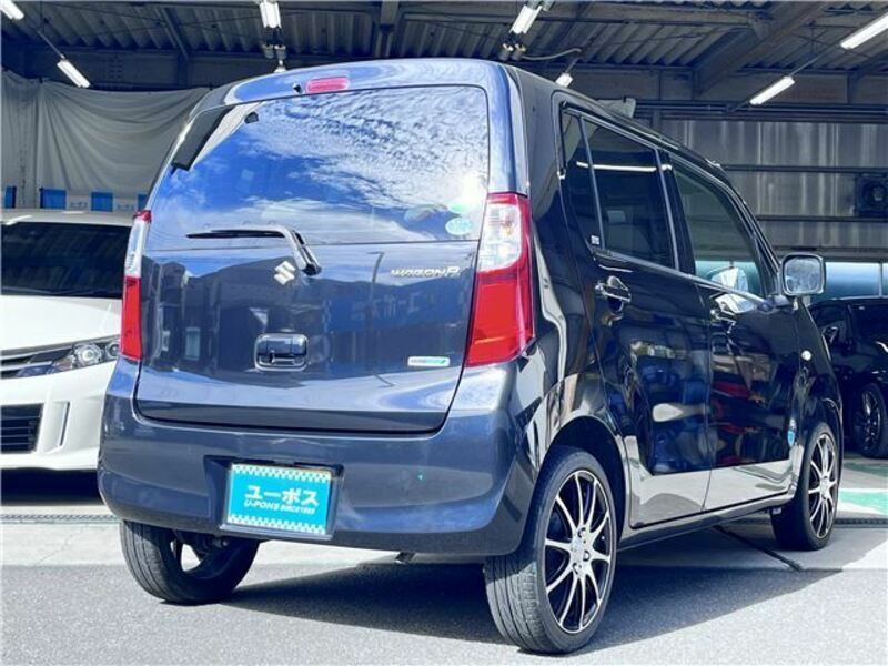 WAGON R