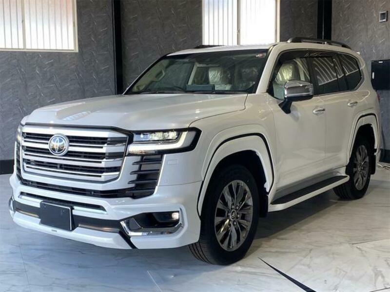 LAND CRUISER