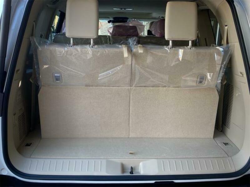 LAND CRUISER