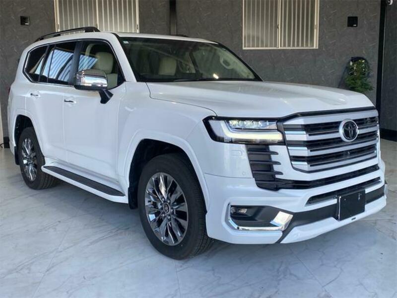 LAND CRUISER