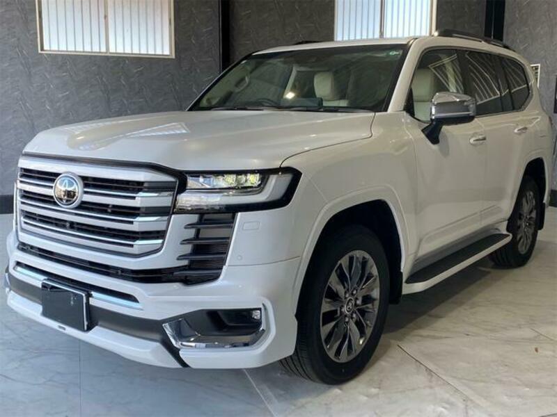 LAND CRUISER