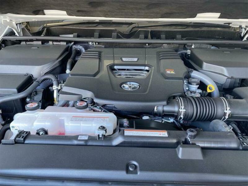 LAND CRUISER