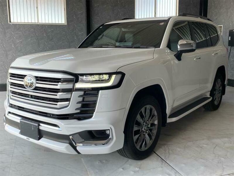 LAND CRUISER