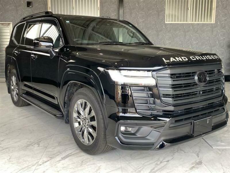 LAND CRUISER