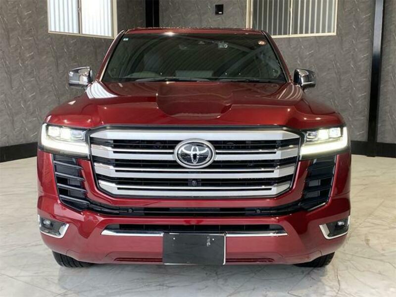 LAND CRUISER