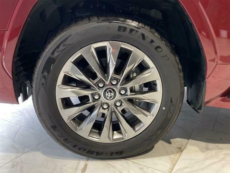 LAND CRUISER