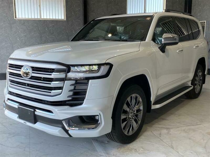 LAND CRUISER