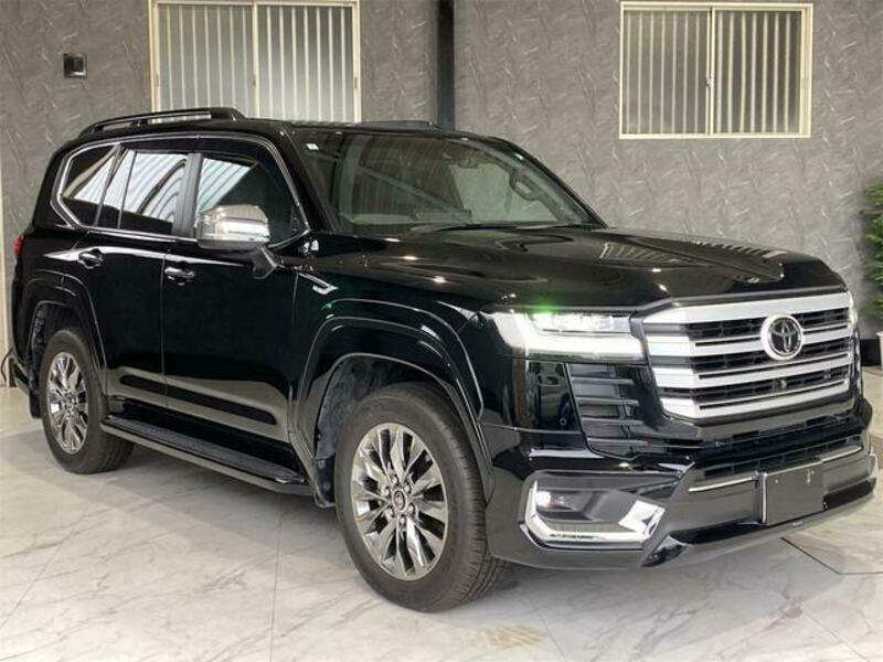 LAND CRUISER