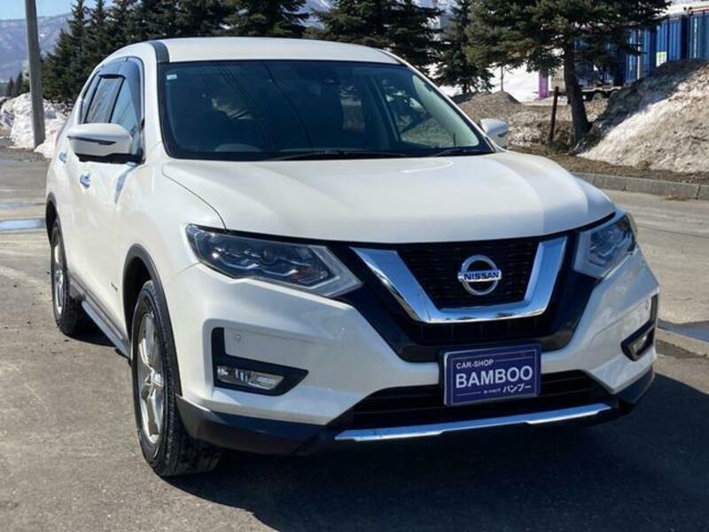 X-TRAIL