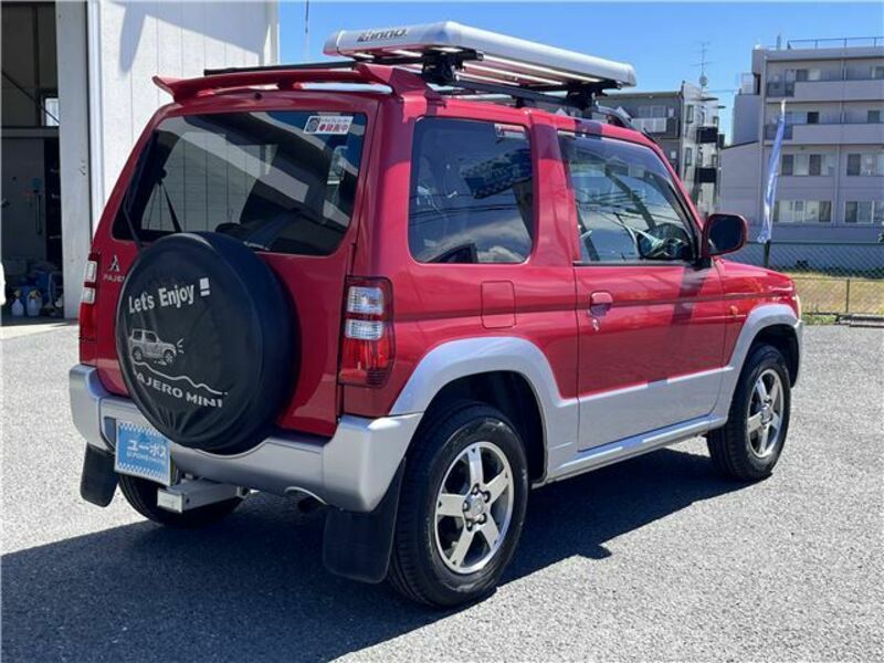 PAJERO MINI