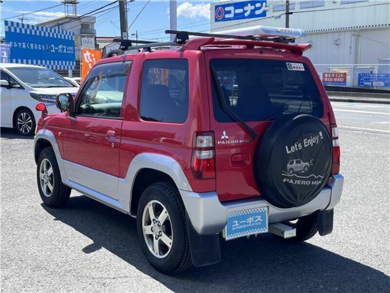 PAJERO MINI