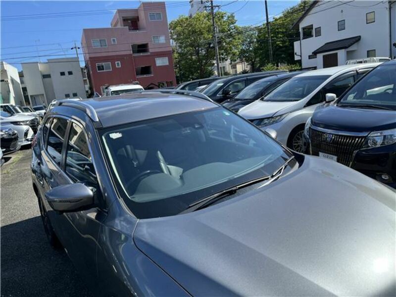 X-TRAIL