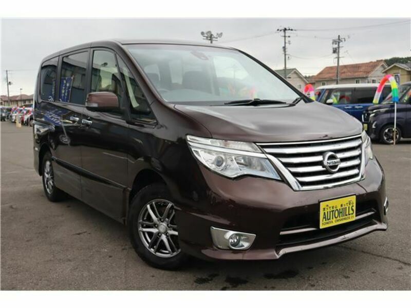 NISSAN SERENA