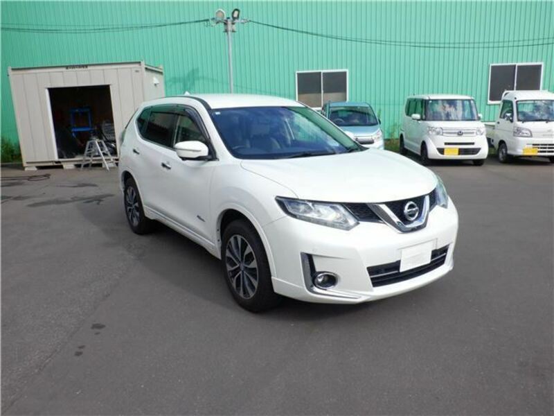 X-TRAIL