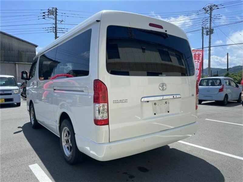 HIACE