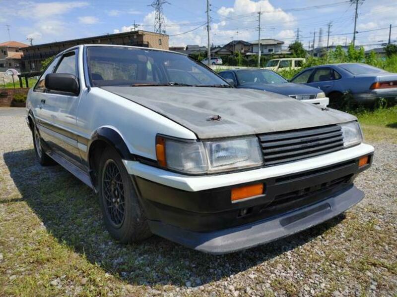 TOYOTA COROLLA LEVIN