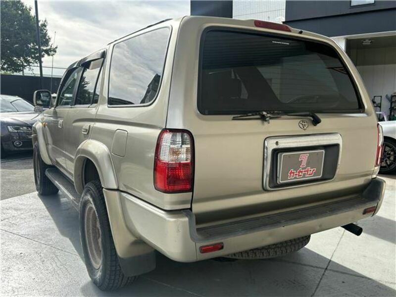 HILUX SURF
