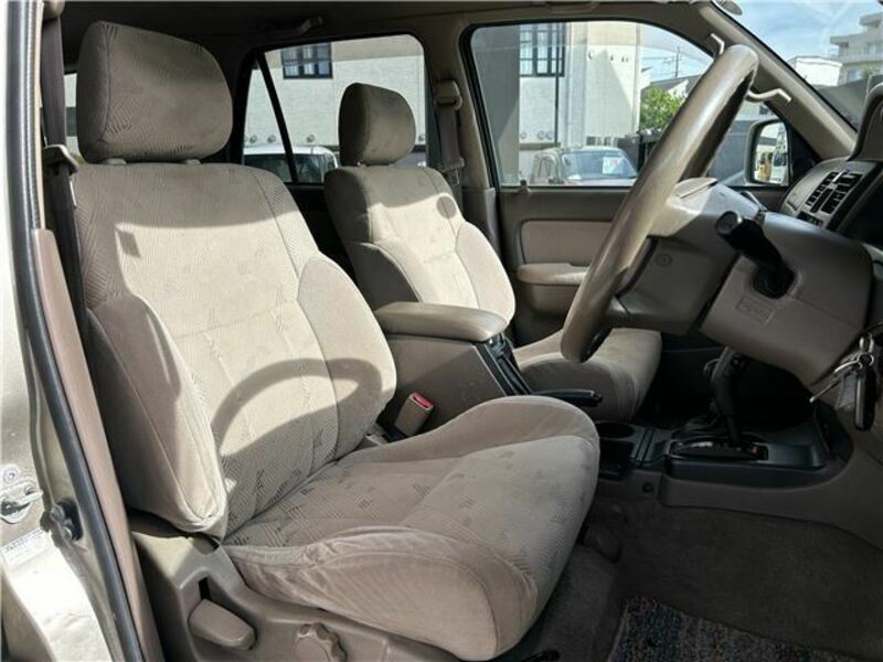 HILUX SURF
